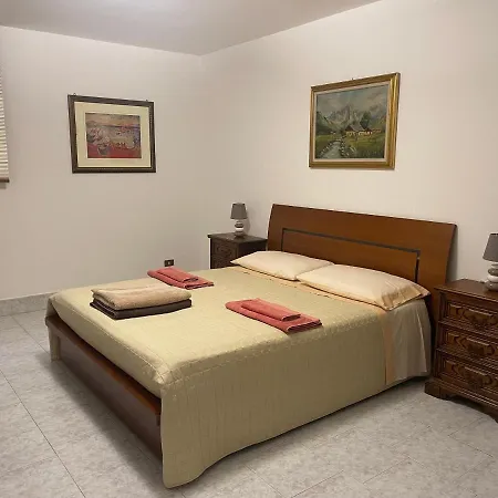 Appartamento 2 Camere Da Letto Con Parcheggio Privato E Barbecue Apartman Carnago