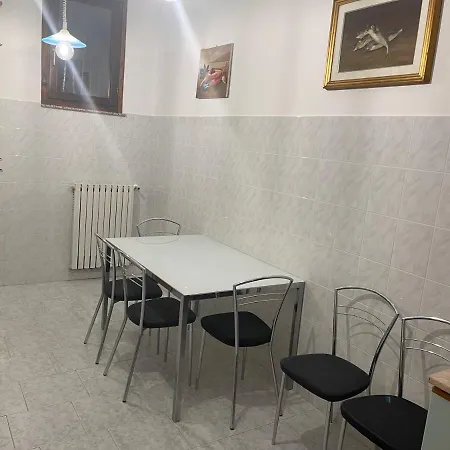דירה Appartamento 2 Camere Da Letto Con Parcheggio Privato E Barbecue *