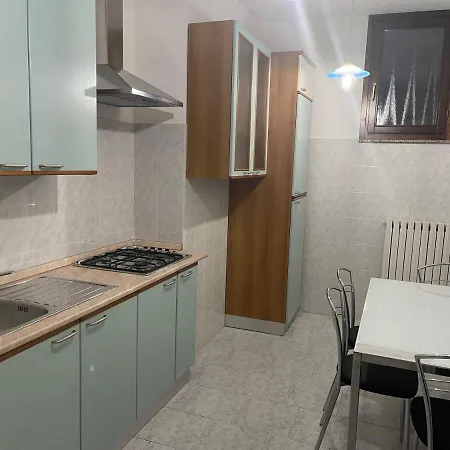 Appartamento 2 Camere Da Letto Con Parcheggio Privato E Barbecue
